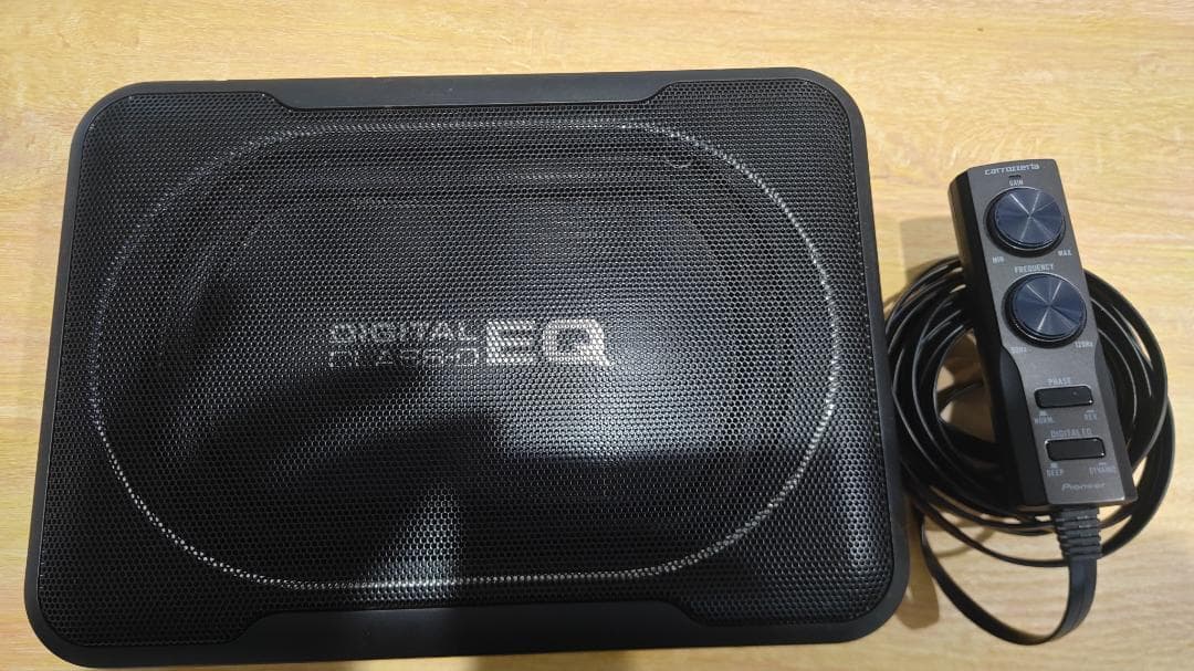 carrozzeria TS-WX130DAサブウーファー