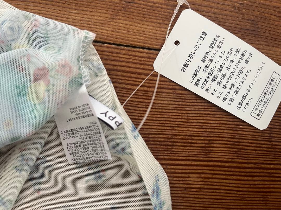 トップス NOSTALGIC PATCHWORK SEE-THROUGH TOPS