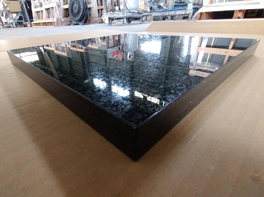 超最高級 天然黒御影石　オーディオボード●350×350×27●5面磨き　特価