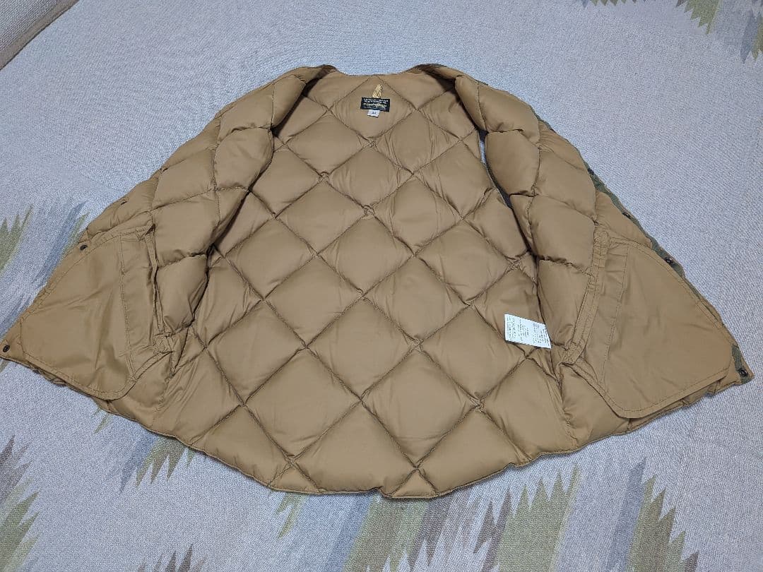 36 ROCKY MOUNTAIN FEATHERBED CO. ダウンベスト