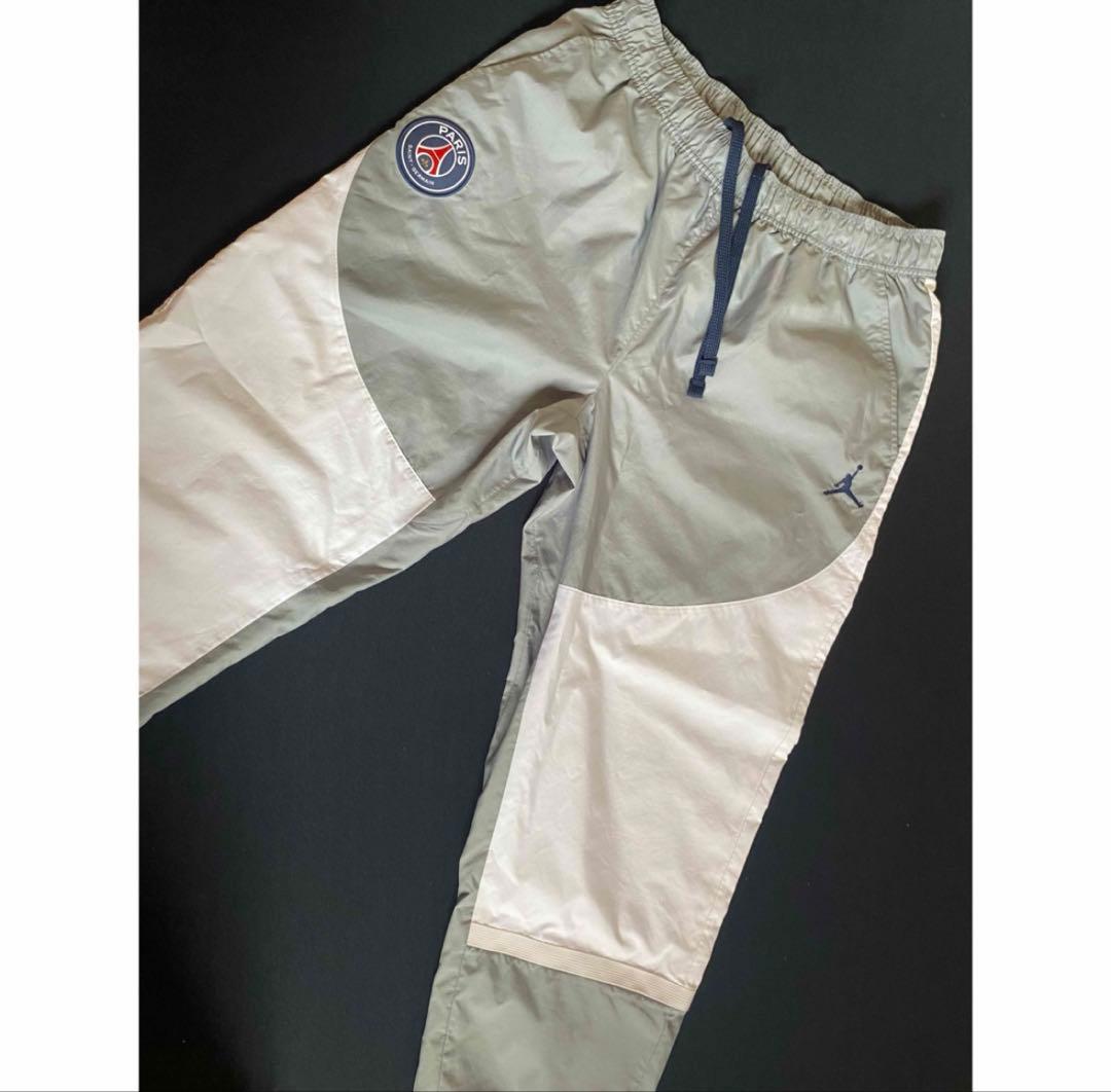 CROWN専用パリサンジェルマンとNIKEジョーダンコラボ