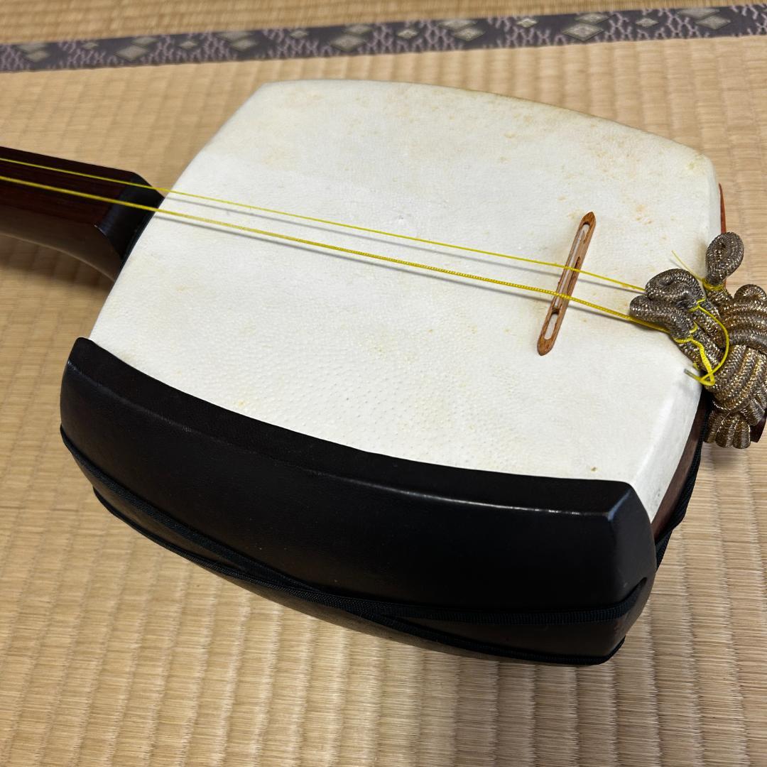 てん！当時物　三味線　太棹　無垢素材　本体　破れあり　ハードケース付き