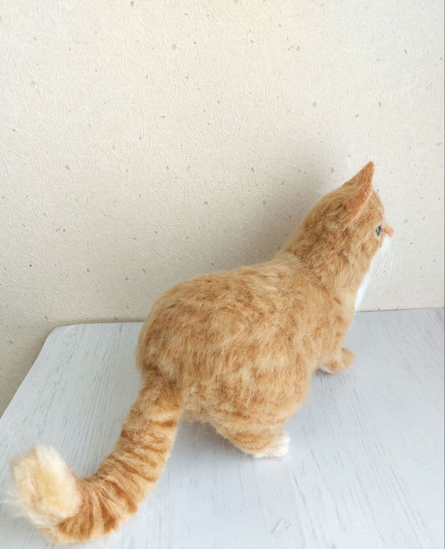 羊毛フェルト　猫(マンチカン)