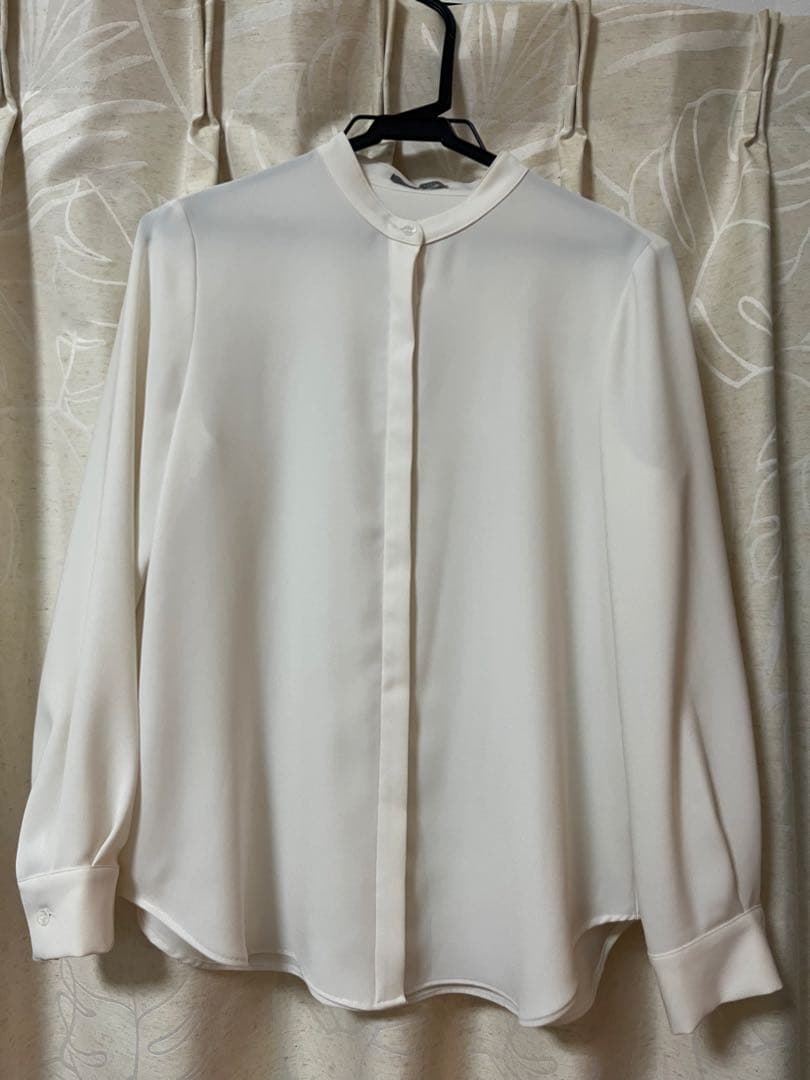 Theory Luxe ボウタイ取り外し可能ブラウス　2way アイボリー