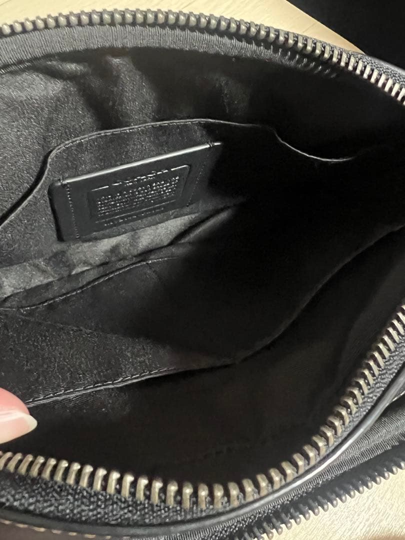 【値下げ】コーチ ショルダーバッグ C4148 クロスボディボディバッグ斜め掛け