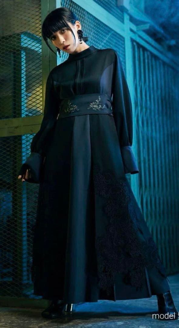 Ado × HARE コラボワンピース 試着のみ