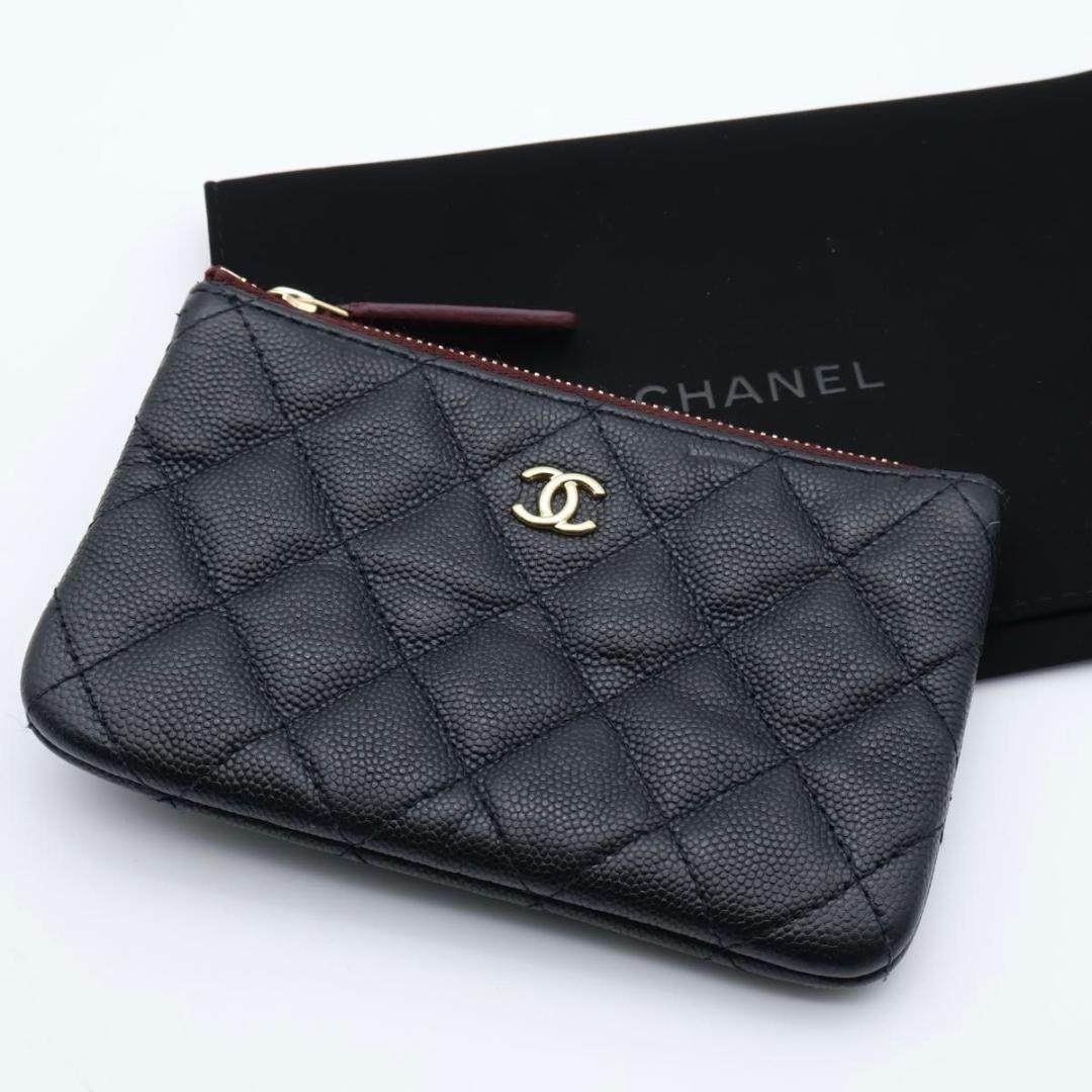 【極美品】CHANEL マトラッセ　キャビアスキン　小銭入れ　ポーチ　黒