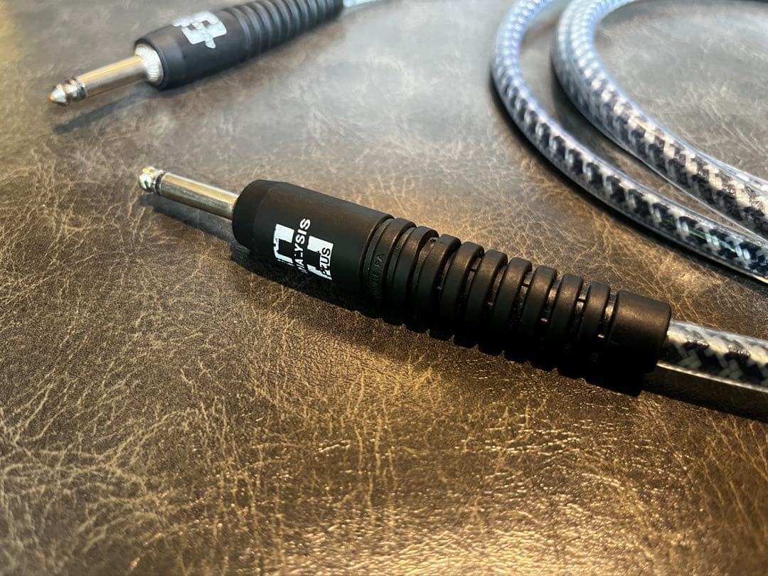 ケーブル・シールド Analysis Plus Gray Oval 3m