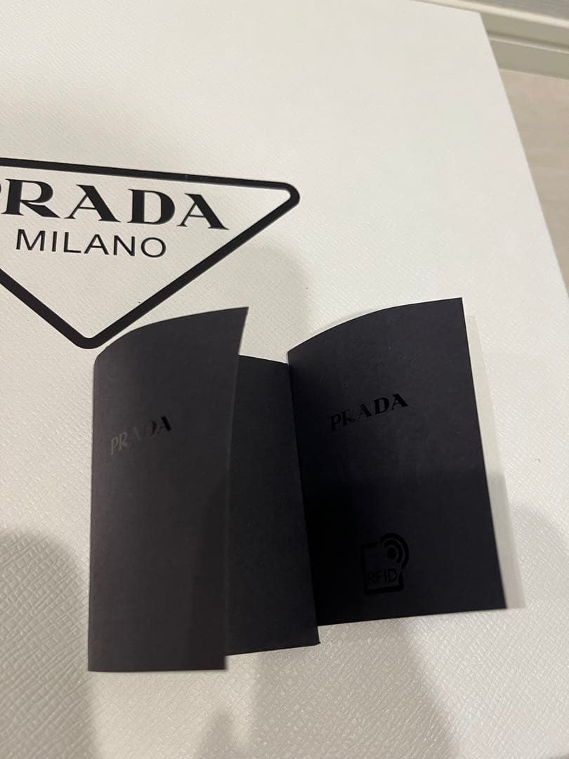 【最終SALE】プラダPRADAモノリス ラバー サンダル37【極美品】