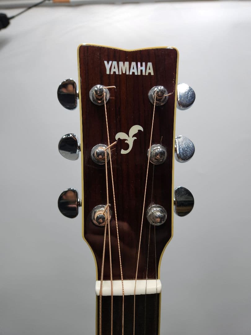 Yamaha アコースティックギター 6弦 ギターケース付き