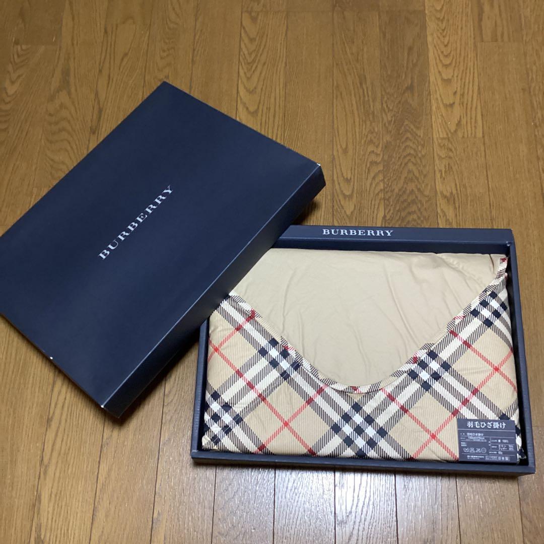 【新品未使用】バーバリー　羽毛ひざ掛け　バーバリーチェックベージュ