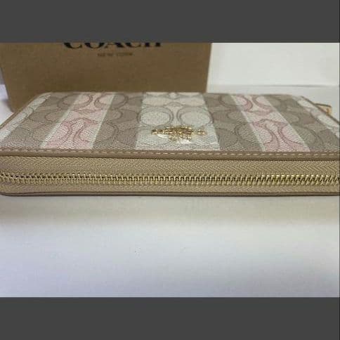 COACH ストライプ長財布 ベージュ ピンク