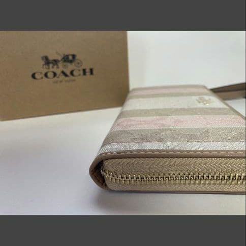 COACH ストライプ長財布 ベージュ ピンク