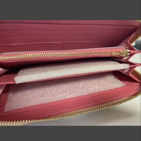 COACH ストライプ長財布 ベージュ ピンク