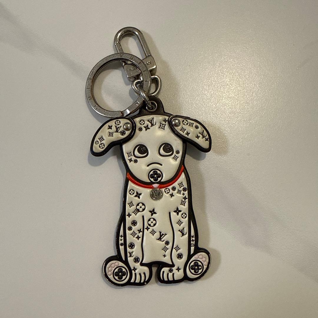 LOUISVUITTON　犬のキーホルダー
