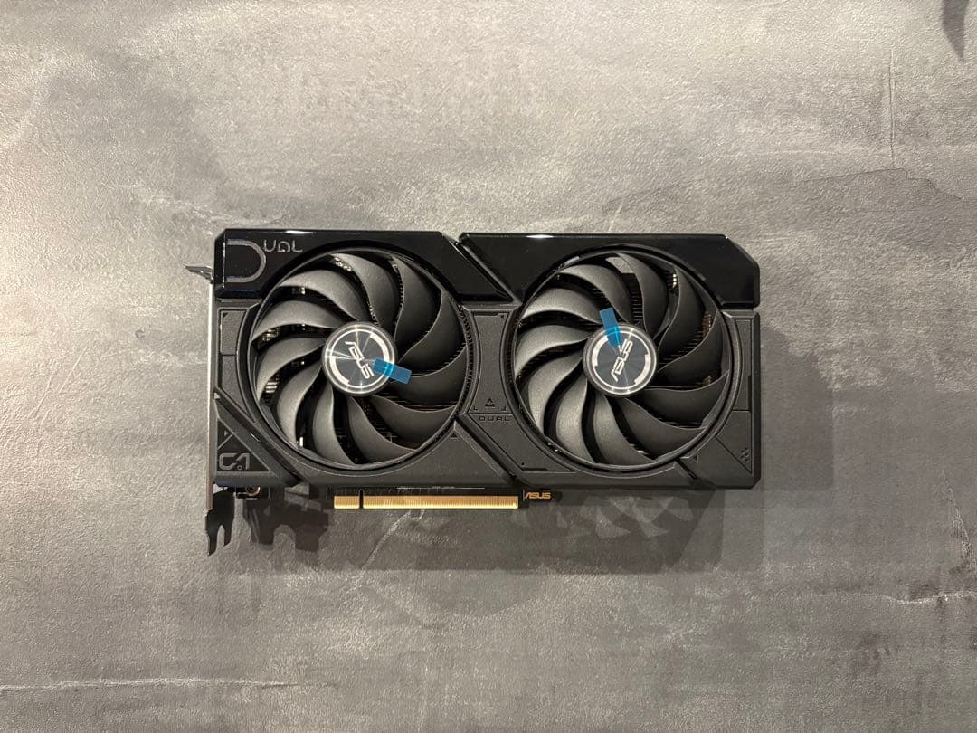 グラフィックボード・グラボ・ビデオカード ASUS GeForce RTX 4060 Ti OC 8GB