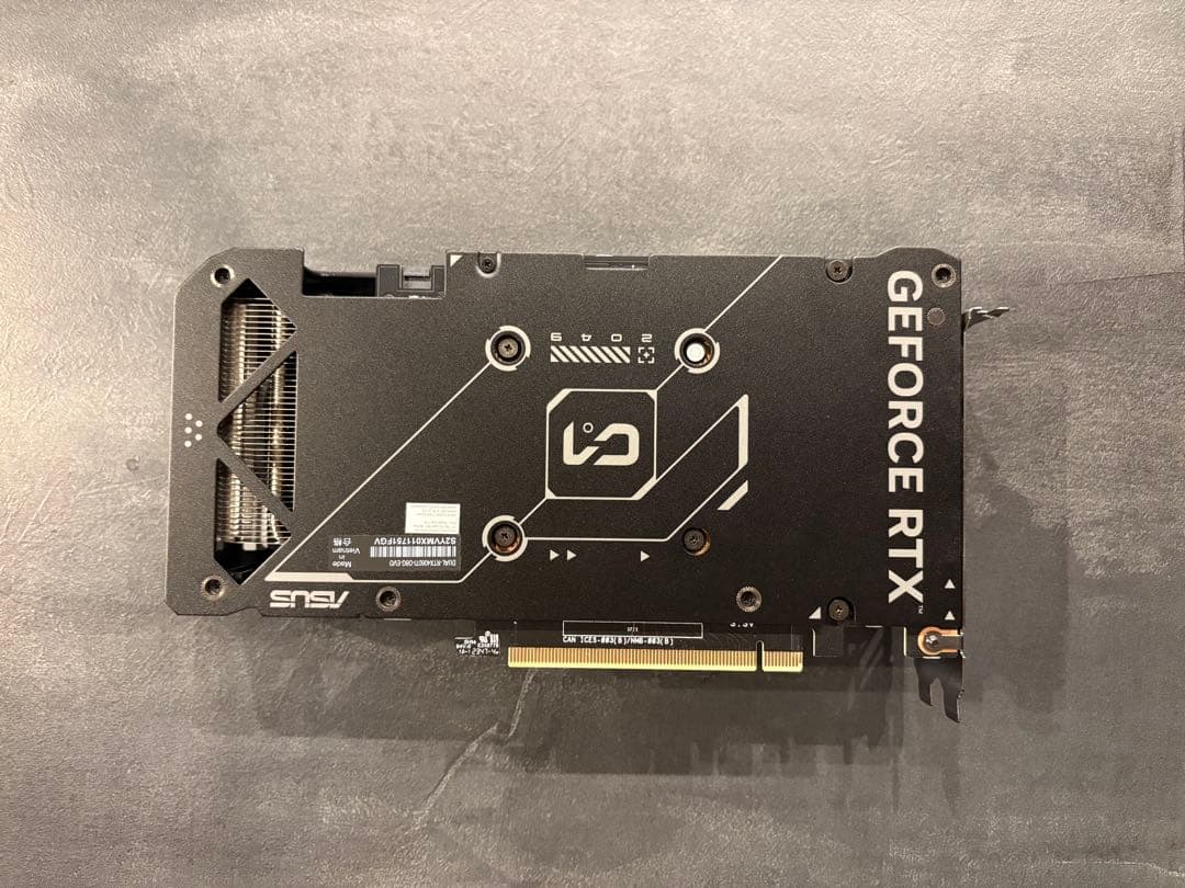 グラフィックボード・グラボ・ビデオカード ASUS GeForce RTX 4060 Ti OC 8GB