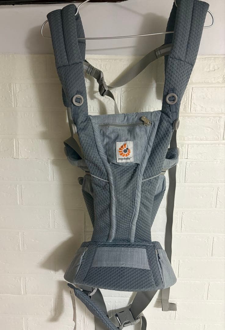ergobaby OMNI breeze 抱っこひも【美品】ポーチ付き