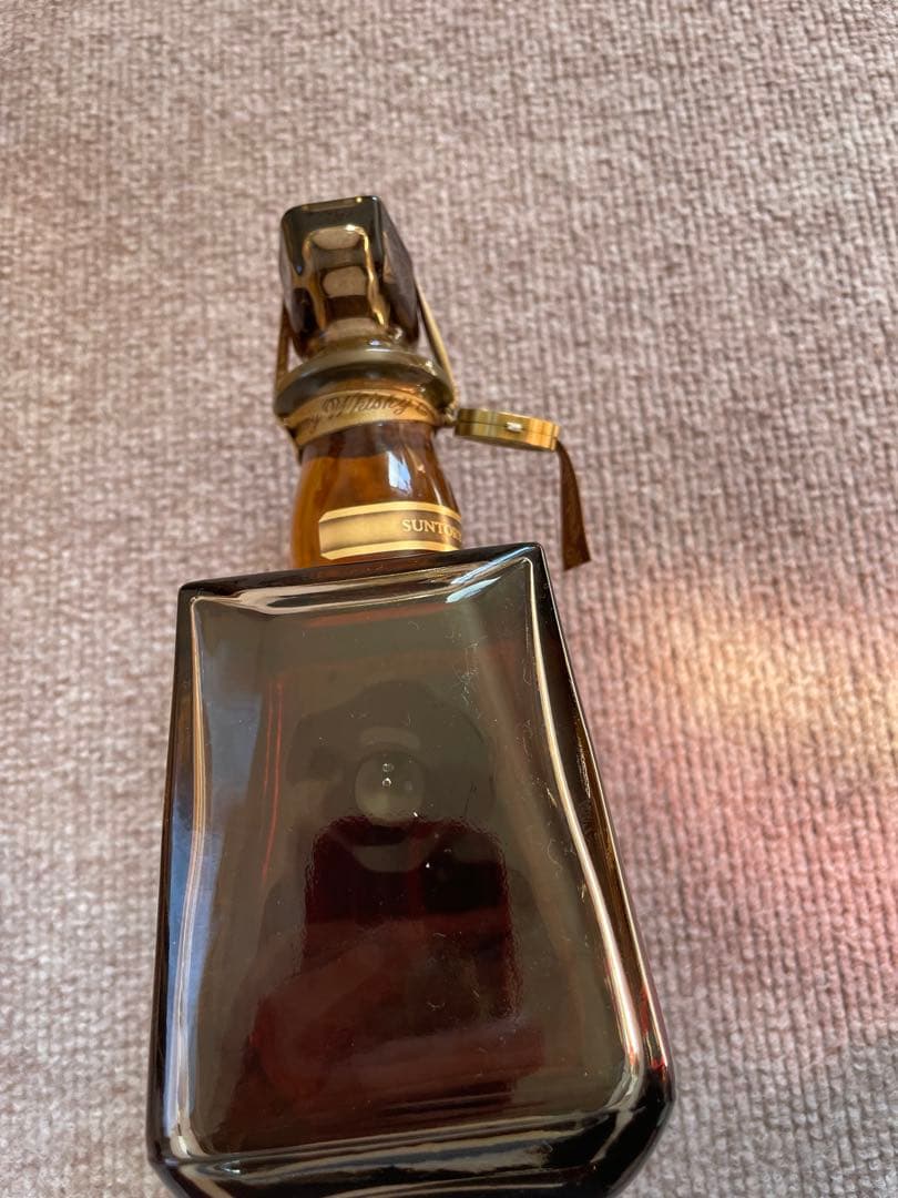 【新品箱入り】サントリーローヤル15年 ゴールドラベル　ギフト限定品　750ml