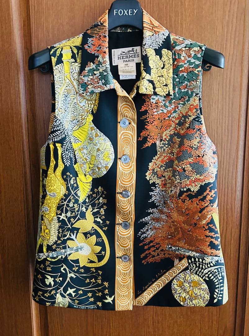 HERMES ジレ　エルメス　ベスト　シルク　マルジェラ　草木柄　ヴィンテージ