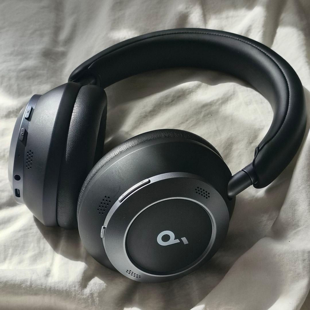 集中したい大人へ。高性能ノイズキャンセリングヘッドフォン