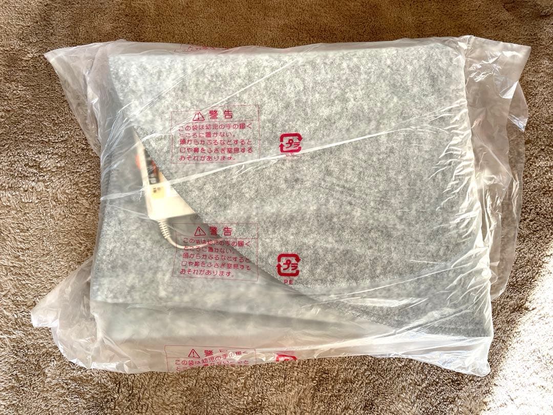 【美品】ホットカーペット / ラグ 楕円形 花柄 170x110cm