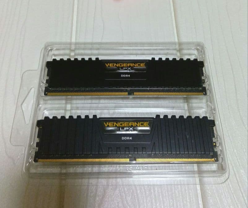 Vengeance LPX 16GB DDR4 3000MHz メモリ 2枚