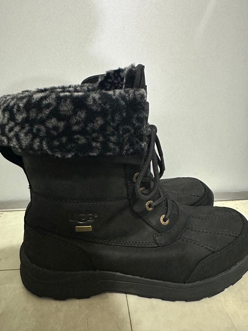 UGGスノーブーツ