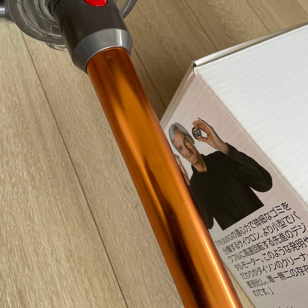 ダイソン Dyson V10 動作確認済み　外箱＆付属品付き