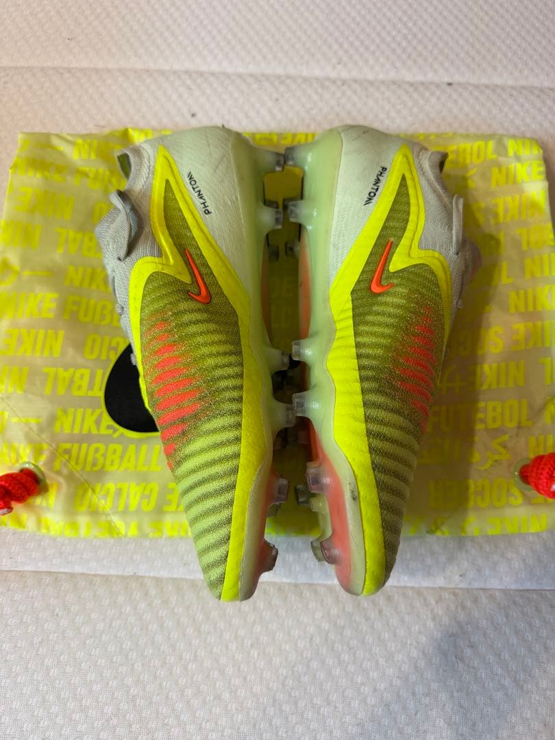 ファントム6 エリート AG 24.5cm