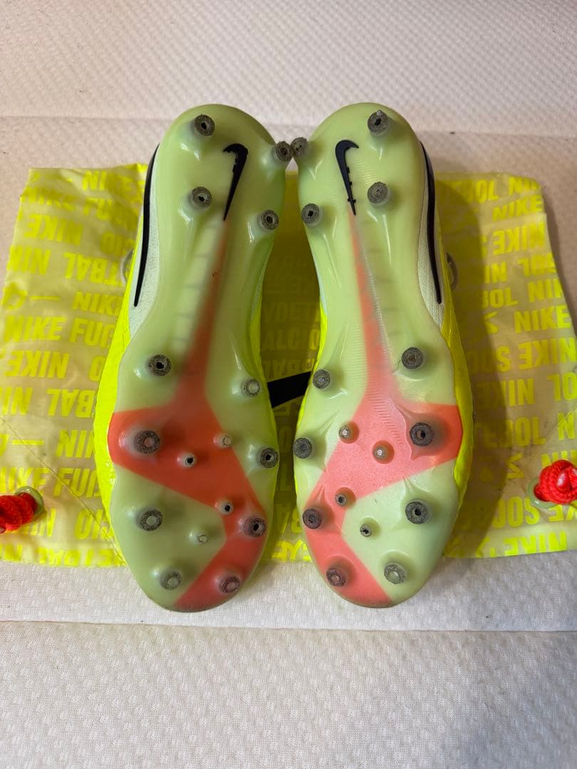 ファントム6 エリート AG 24.5cm