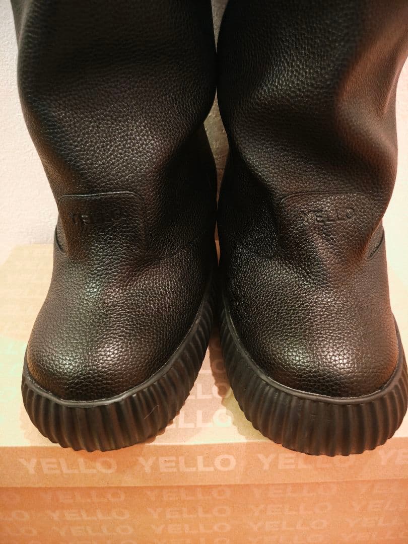 n*e様 YELLO FLAT TIRE LIFTED TALL BOOTS L