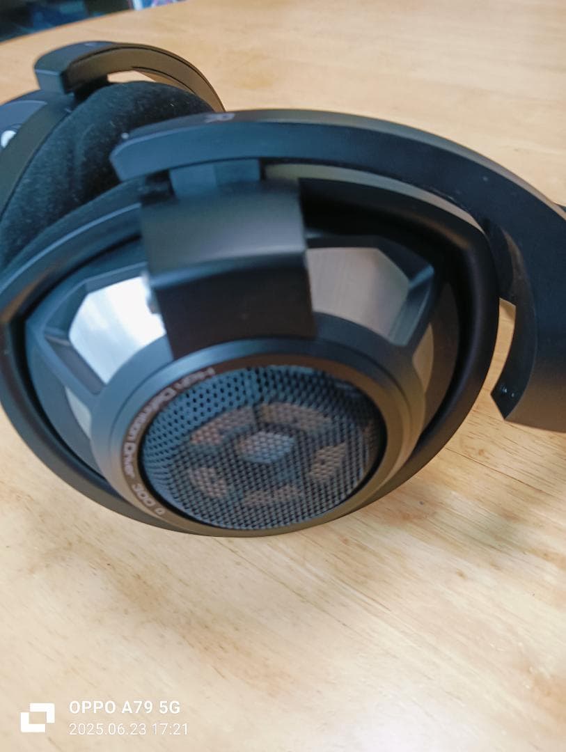 SENNHEISER　ヘッドフォンHD800S