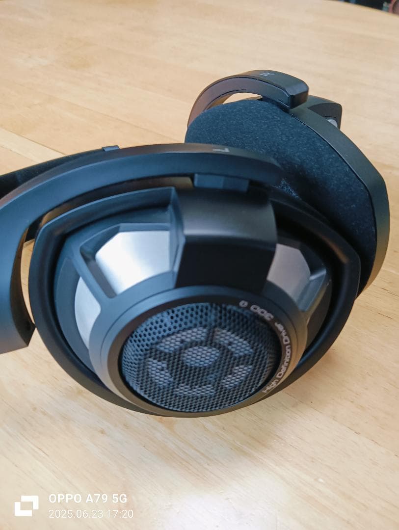 SENNHEISER　ヘッドフォンHD800S