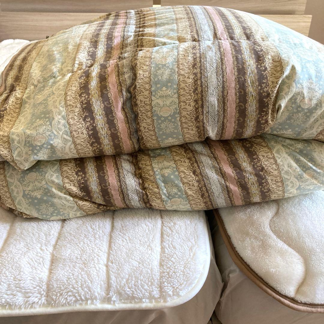 羽毛掛け布団　ダウンケット　ダブルサイズ