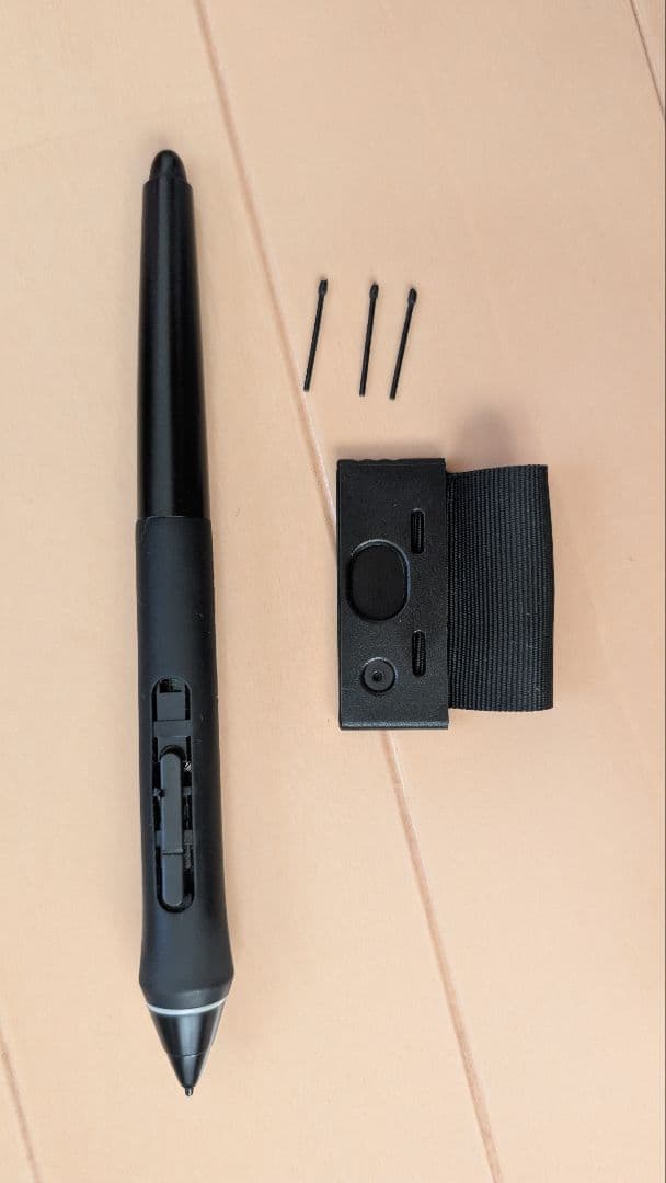 Wacom Cintiq 16 (DTK1660)+正規スタンド