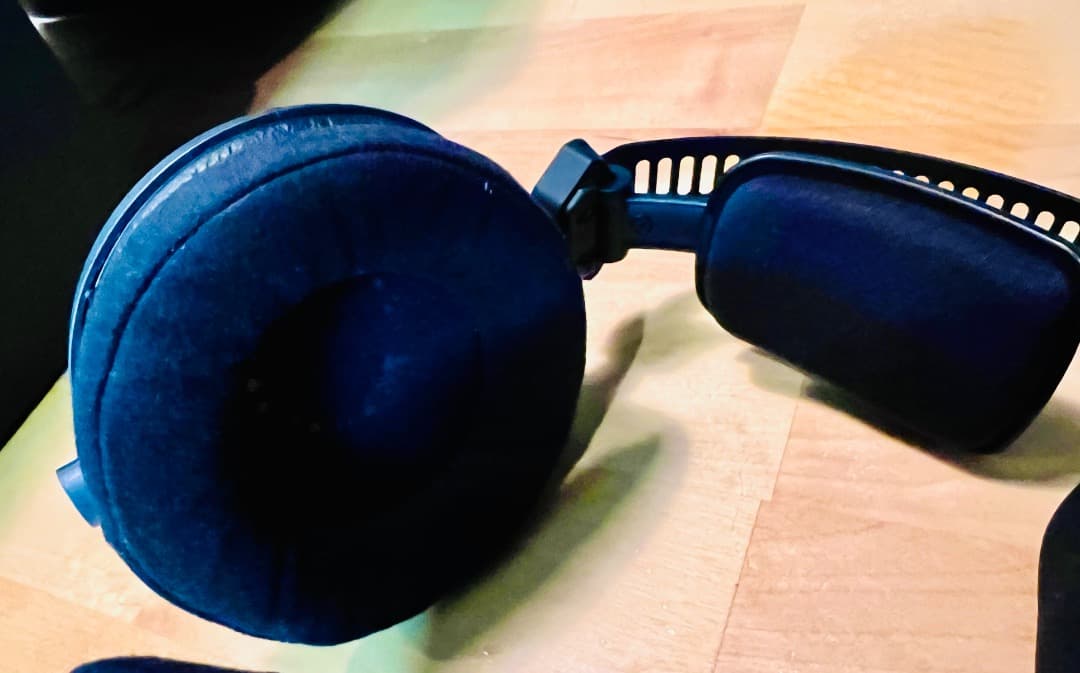 オーディオテクニカ　ATH-R70x 開放型ヘッドホン超美品ヘッドホンフック付！