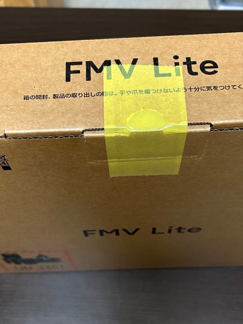 Fujitsu FMV Lite WJ2A15W ノートPC