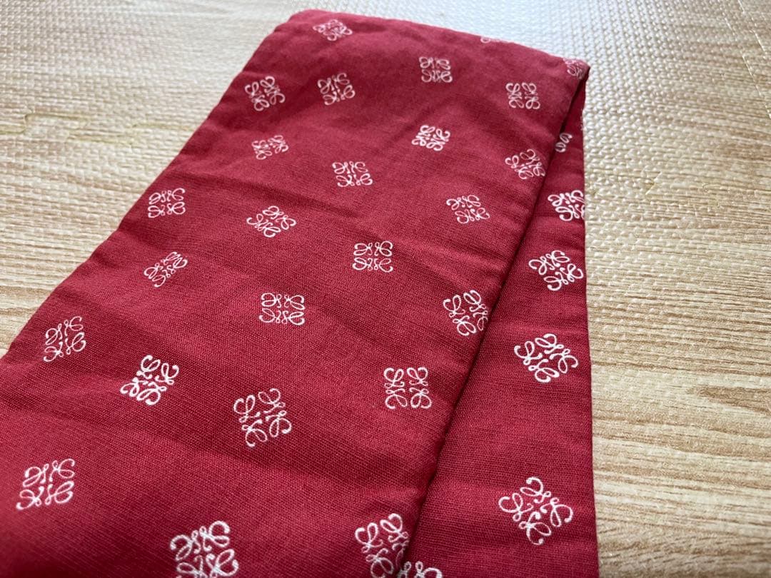 美品 メンズ LOEWE (ロエベ ) ペイズリー風バンダナ柄ストール