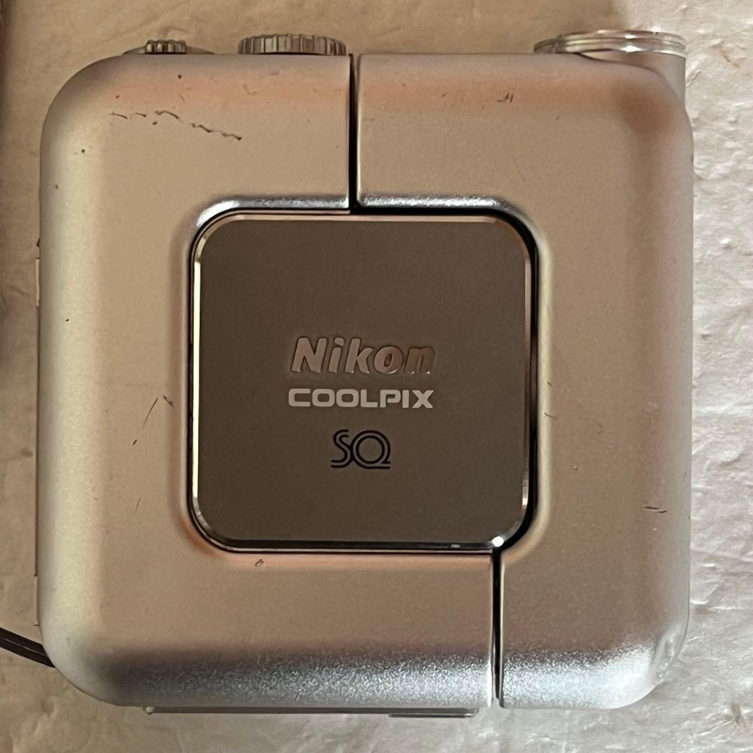 ジャンク ニコン Nikon COOLPIX SQ 壊れています