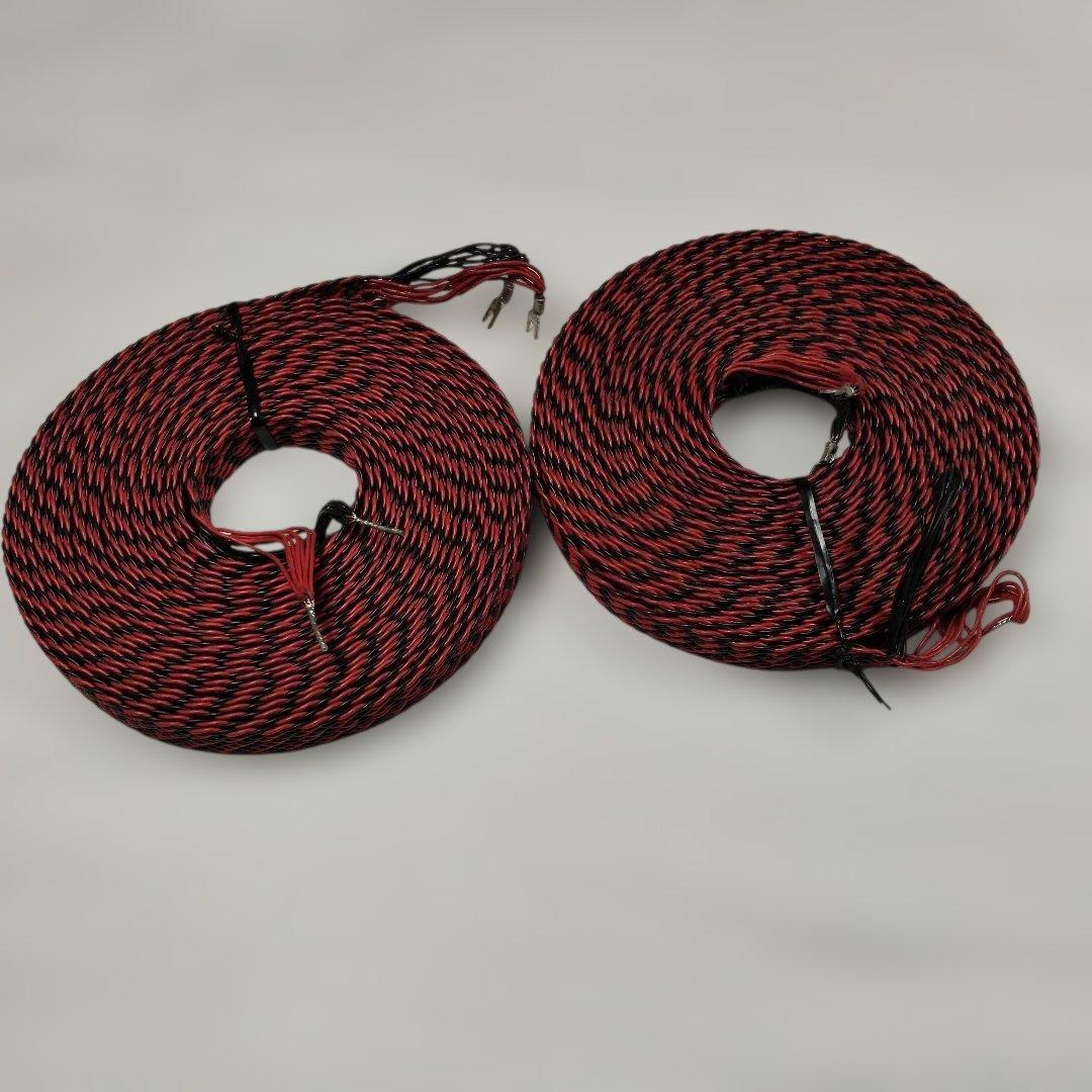 スピーカーケーブル、赤と黒のツイスト練り、ブレイド構造