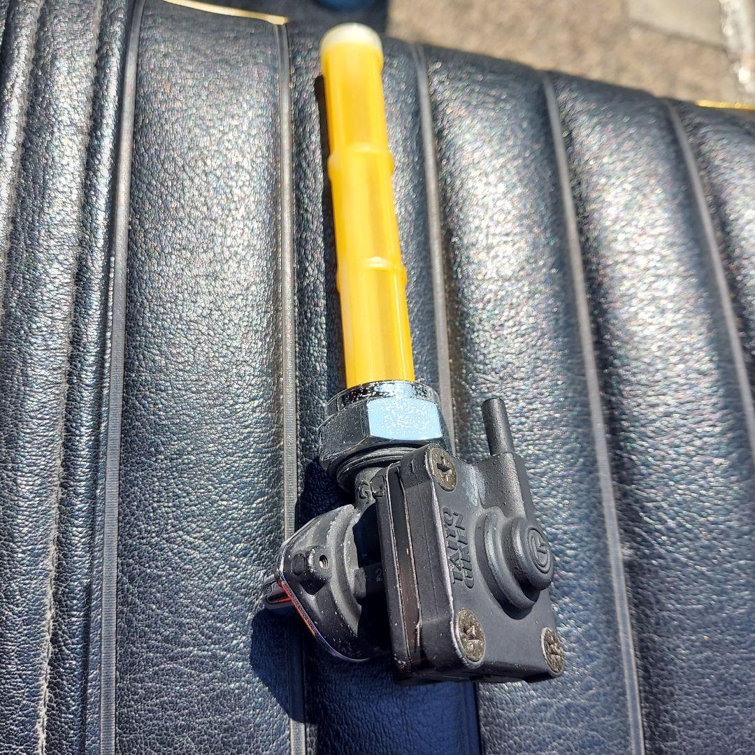 ハーレー 純正 燃料コック 負圧コック ガソリンコック ソフテイル