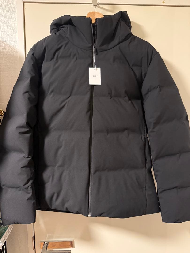 シームレスダウンパーカー