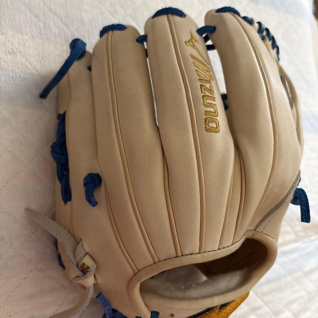 Mizuno 軟式グローブ 右投げ用クリーム色