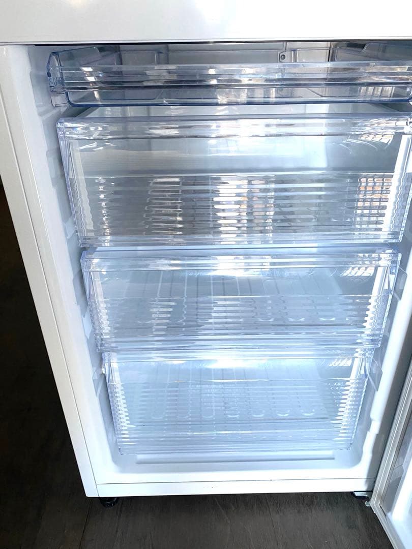 近隣地域限定送料無料❗️シャープ冷蔵庫　一人暮らし　SJ-PD28F-W