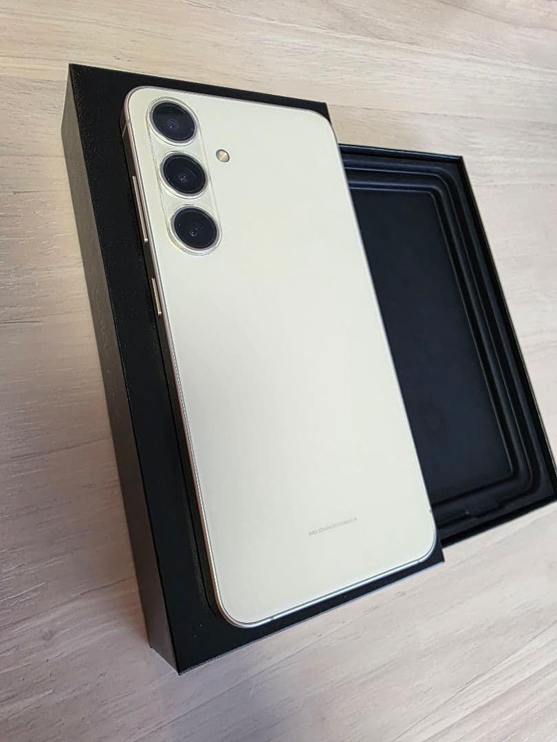 Samsung Galaxy S24 SIMフリー 256GB【国内版 美品】