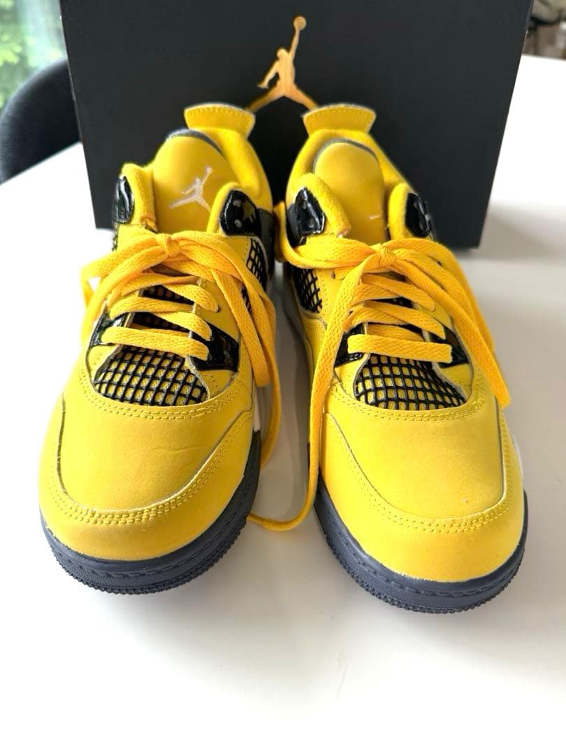 【新品未使用】NIKE Air Jordan 4 イエロースニーカー20.5cm