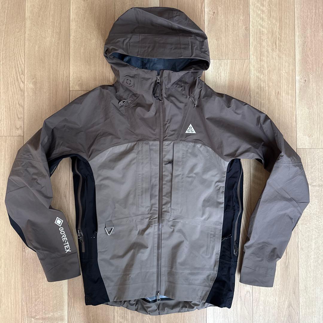 ナイキ NIKE ACG マウンテンパーカ　Storm-FIT Gore-Tex