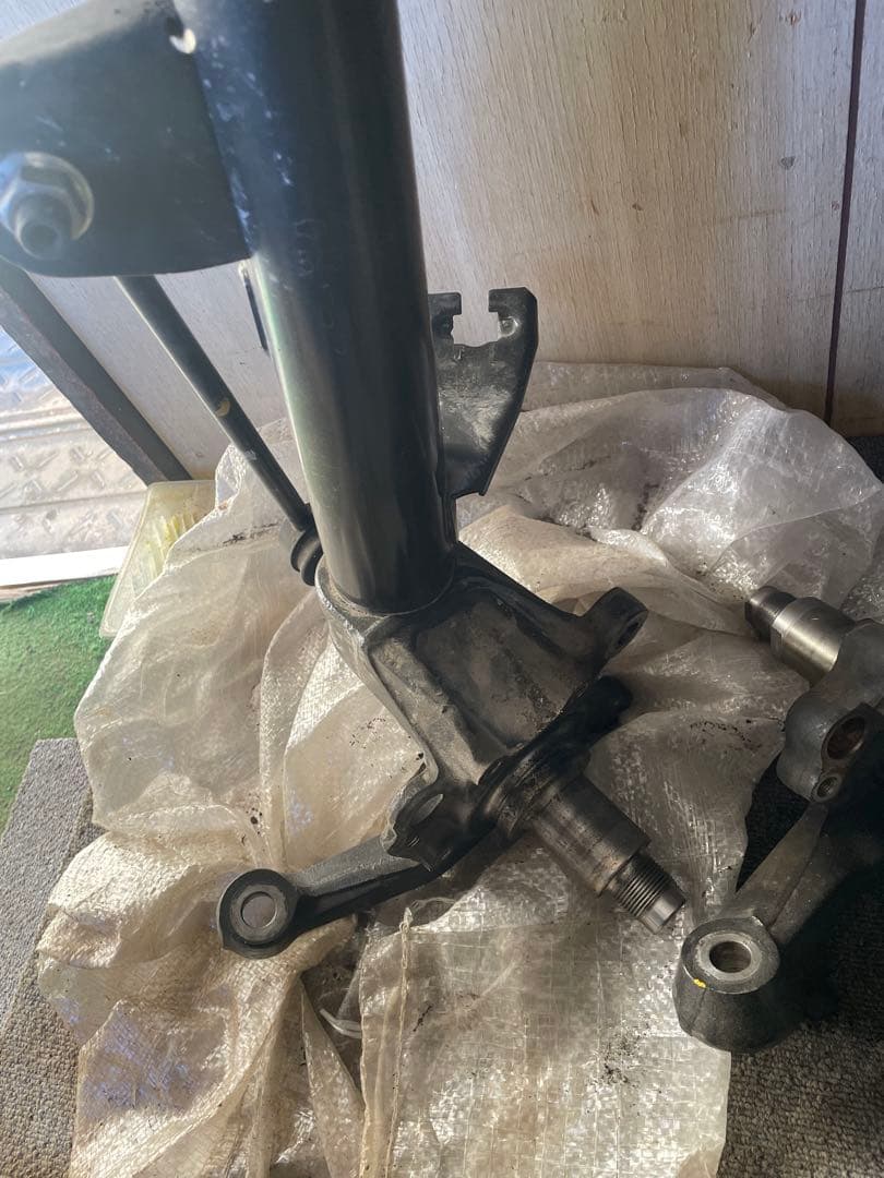 Y33用 純正サスペンションフロントのみ