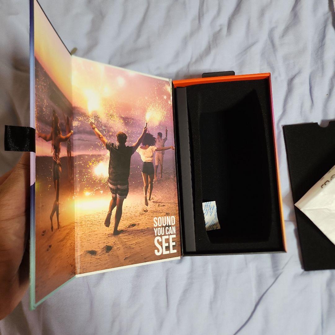 Bluetooth ワイヤレススピーカー 多色LEDライトJBL Pulse 4